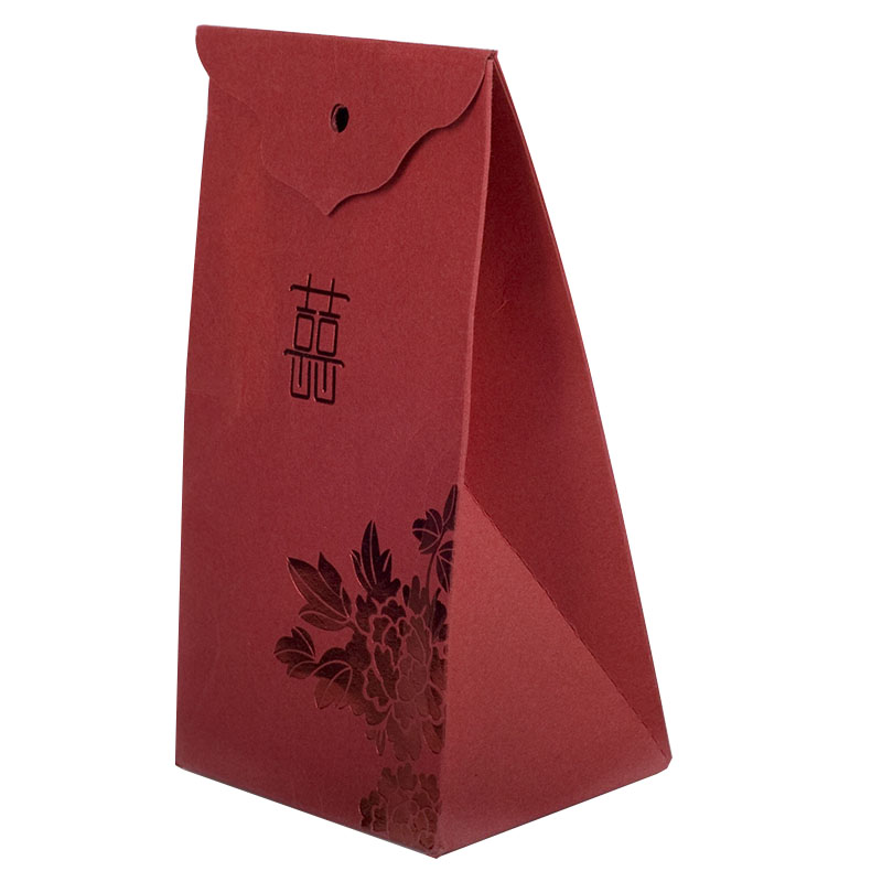结婚糖果纸袋 红卡纸烫红金 绑丝带